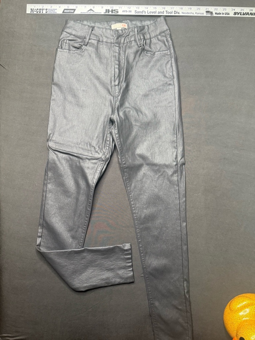 Gianni Bini black Coated Stretch Jeans size 3